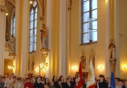 Msza Św. za Ojczyznę - pokazuje zdjęcia w głównym katalogu albumu Msza Św. za Ojczyznę